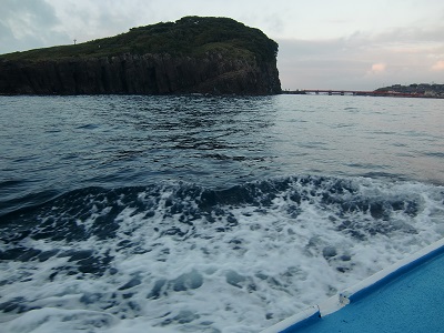 東尋坊の近くの雄島