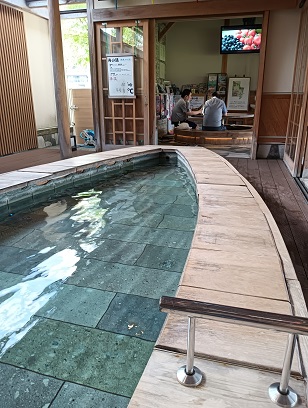 あわら湯のまち駅_足湯